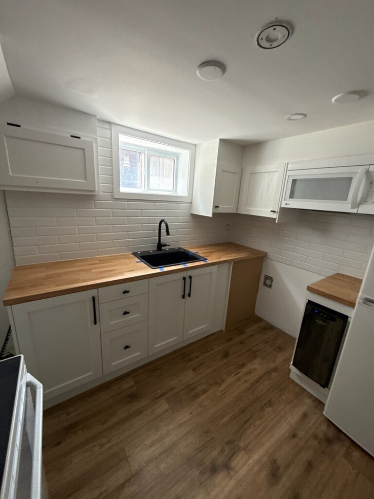 toronto tile installer subway tile kitchen backsplash tile installation